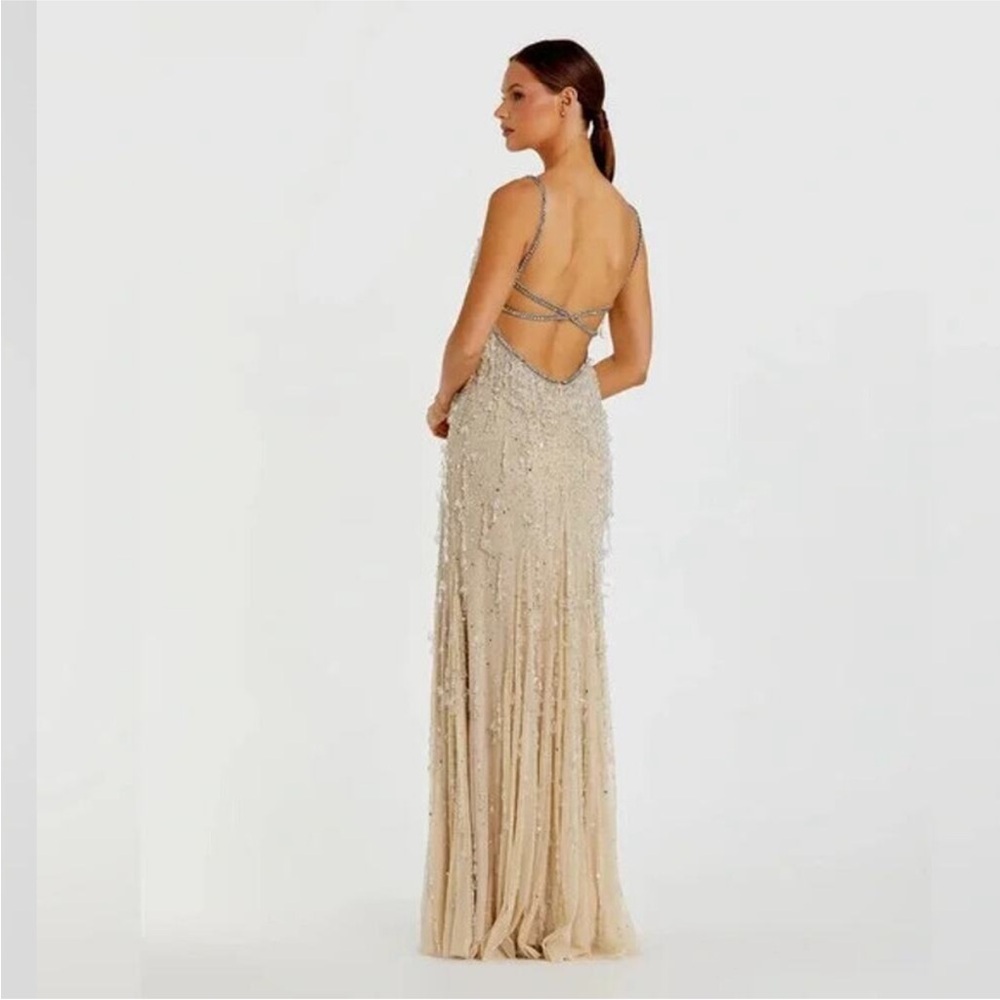 Mac Duggal 10101 Nude Silver V-Neck Column Gown with Fringe Embellishments Sz 0 - Picture 2 of 12